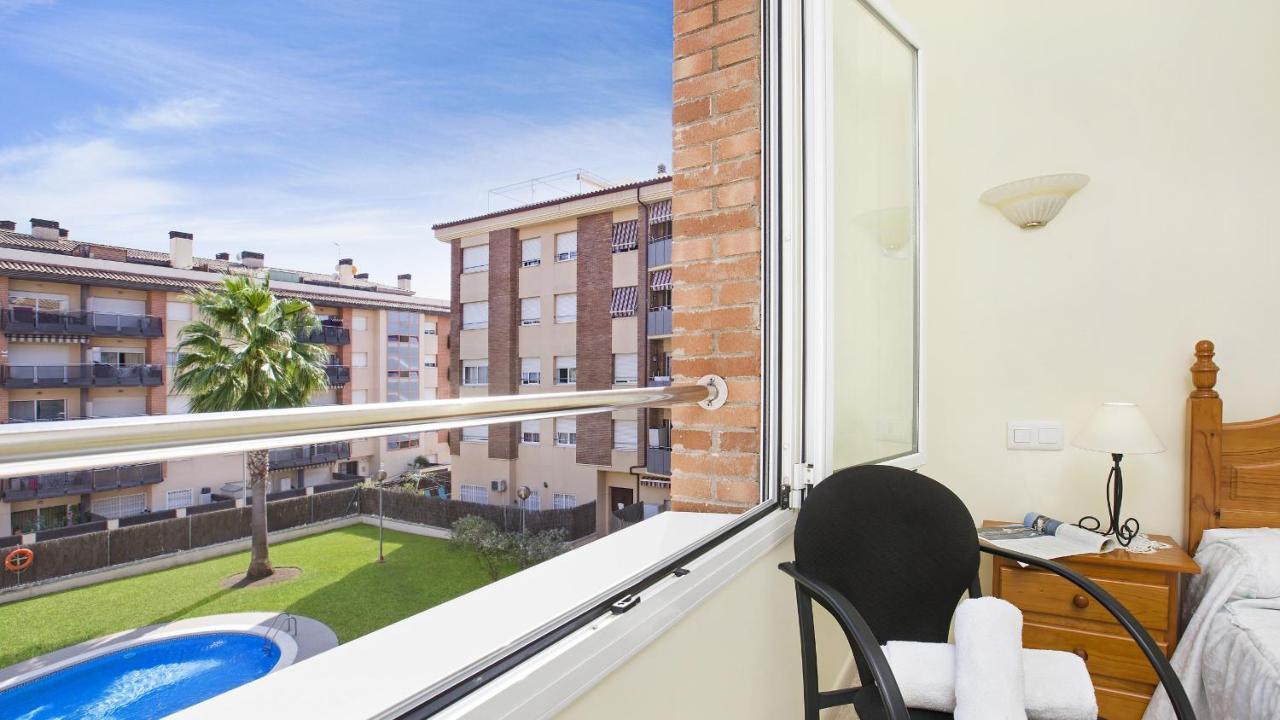 2 Ross - Lloret De Mar Exteriör bild